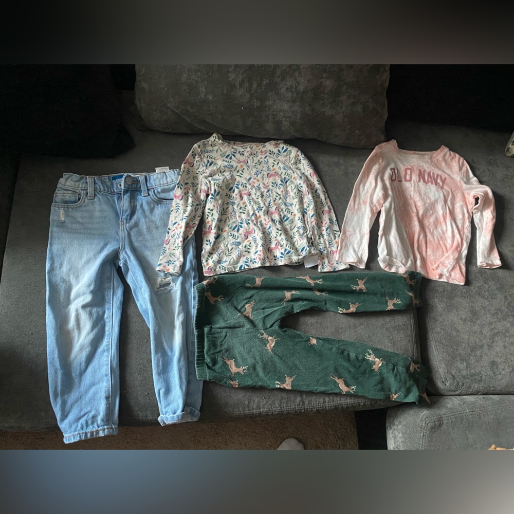 Bundle of pants shorts jeans long and short t shirts  size 3t